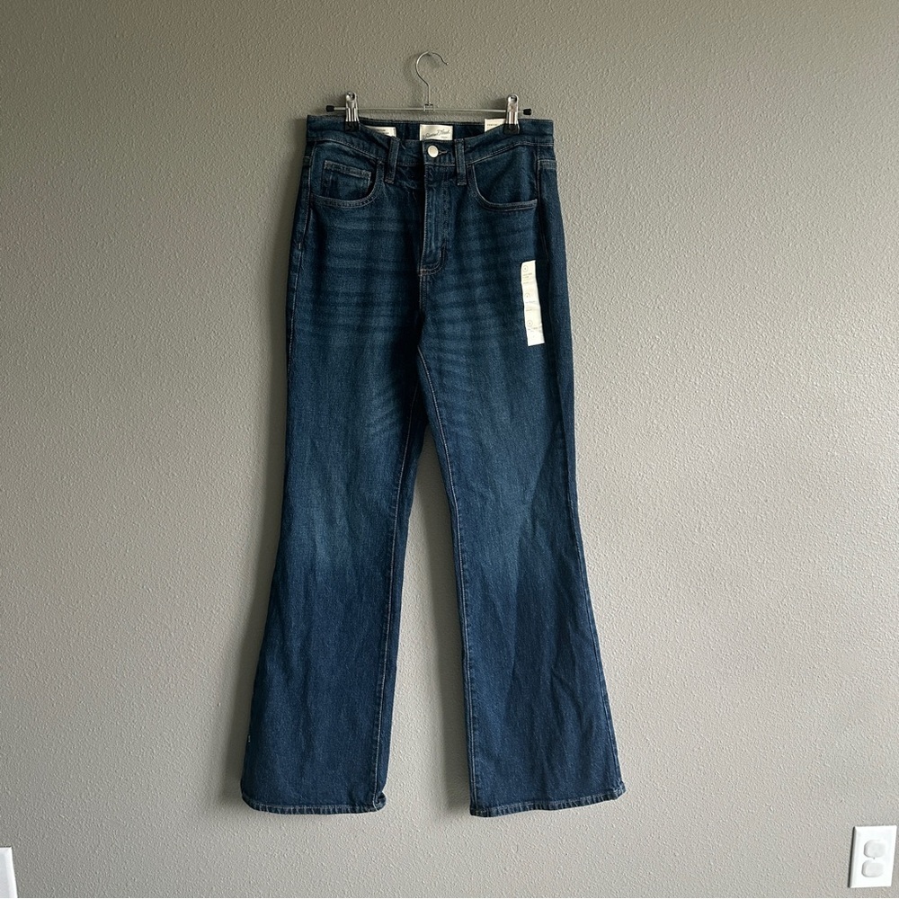 NWT Universal Thread High Rise Flare Jeans 6R